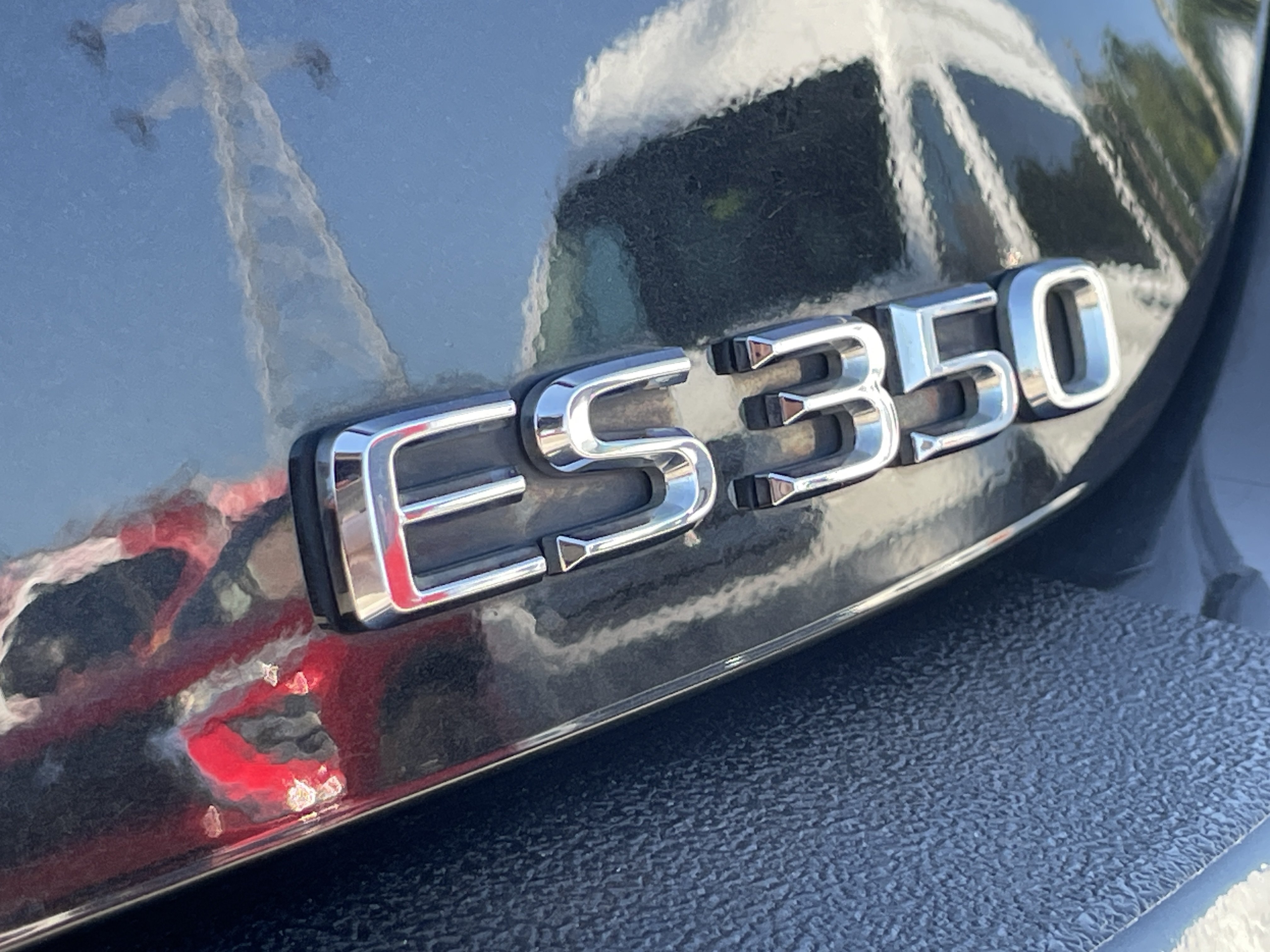 Used 2020 Lexus ES 350 F Sport w/ Accessory Package 2 FWD image 9