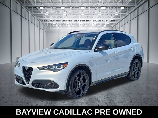 Used 2025 Alfa Romeo Stelvio Sprint w/ Veloce Package