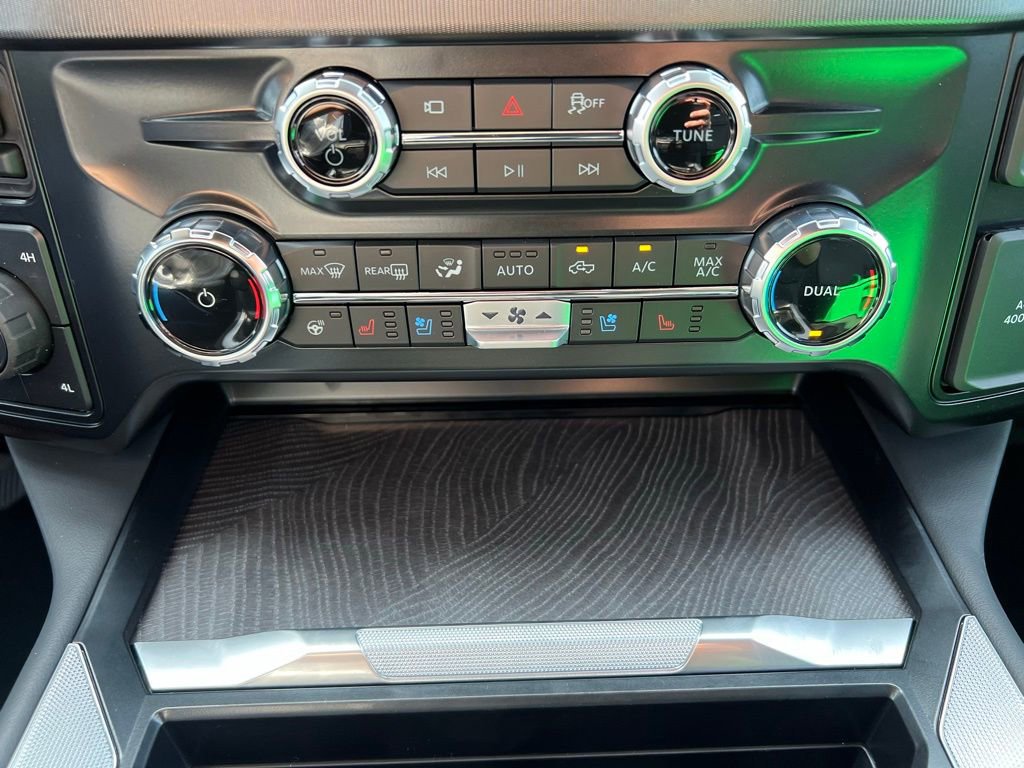 New 2025 Ford F250 Platinum image 32