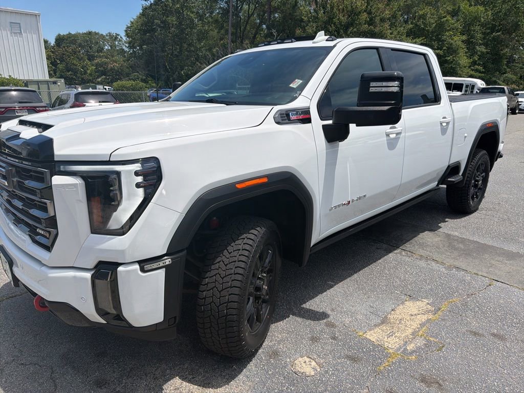 Used 2024 GMC Sierra 2500 AT4 w/ AT4 Premium Plus Package AWD/4WD image 25