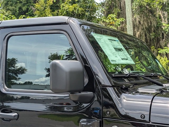 New 2025 Jeep Gladiator Sport image 12