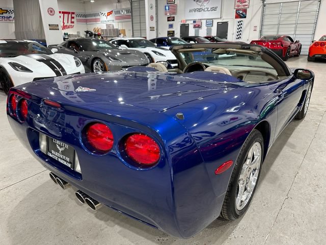 Used 2004 Chevrolet Corvette Convertible w/ Preferred Equipment Group RWD image 23