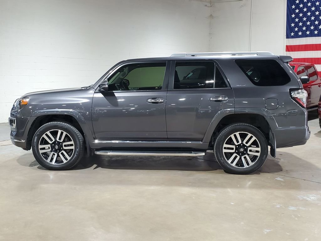 Used 2018 Toyota 4Runner Limited image 13