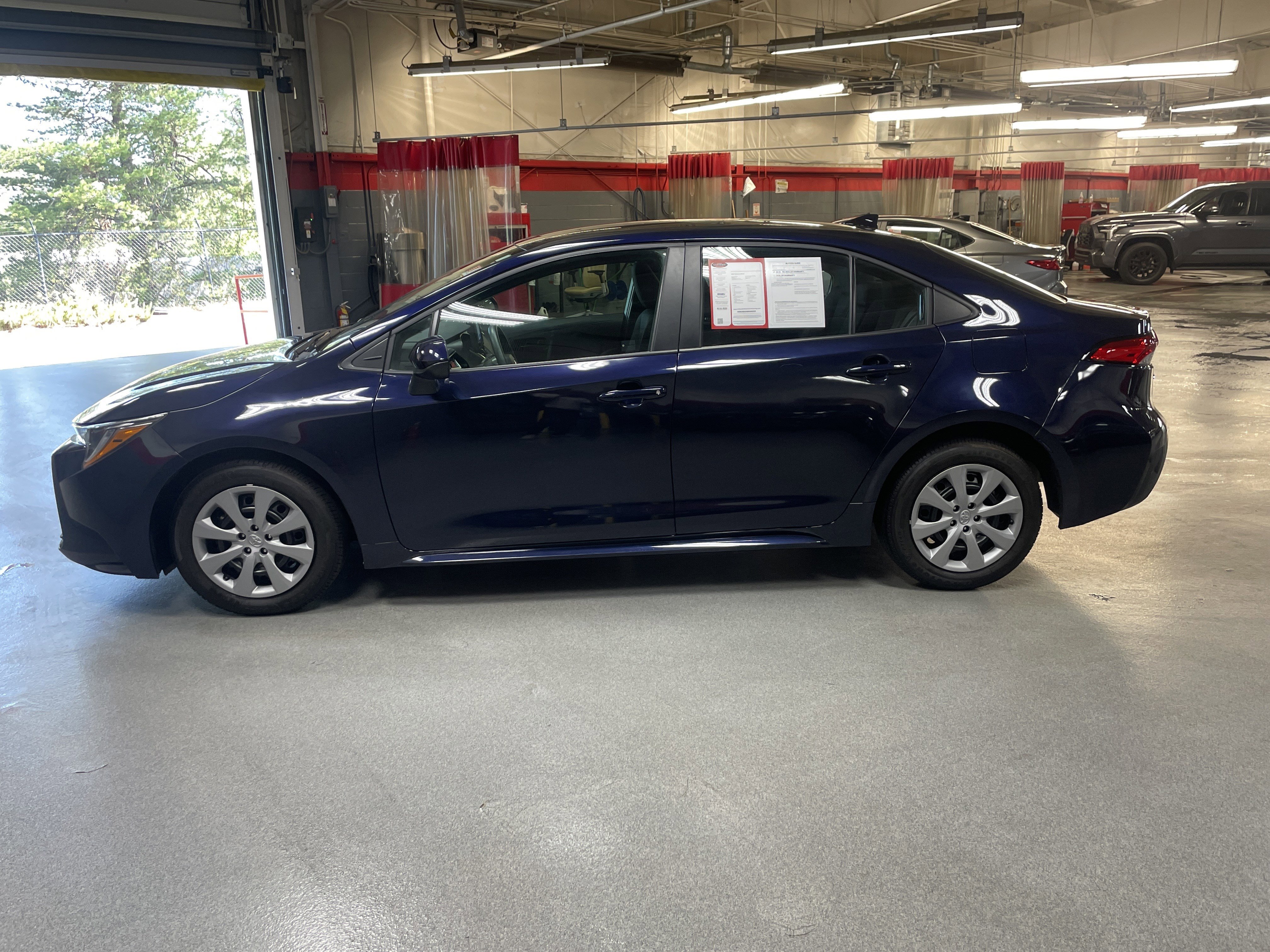 Used 2024 Toyota Corolla LE image 7