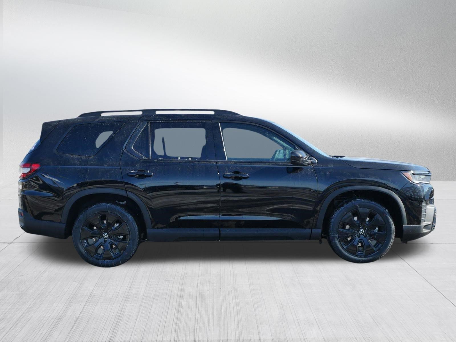 New 2026 Honda Pilot Black Edition image 8