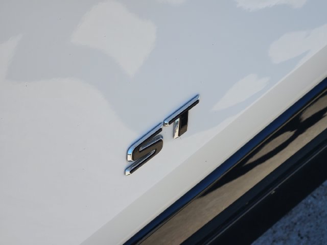 Used 2025 Buick Encore GX Sport Touring FWD image 12