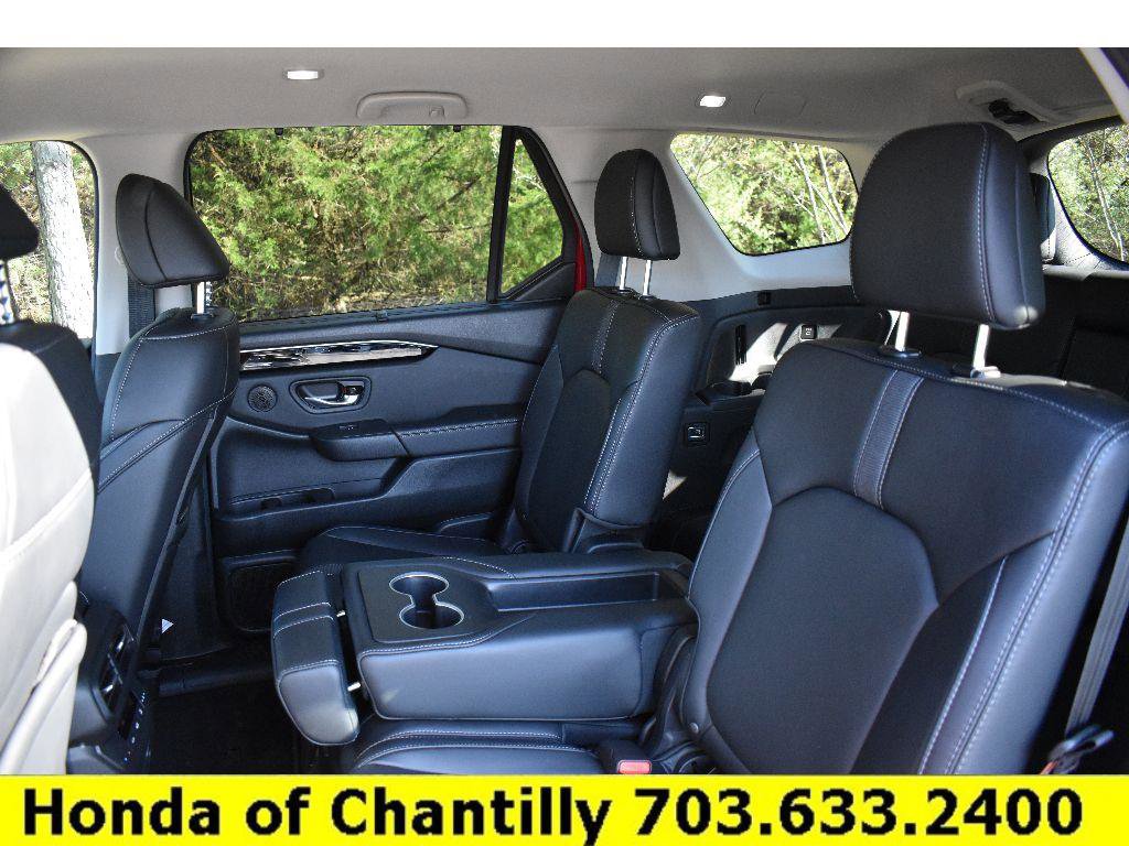 Used 2025 Honda Pilot EX-L image 27