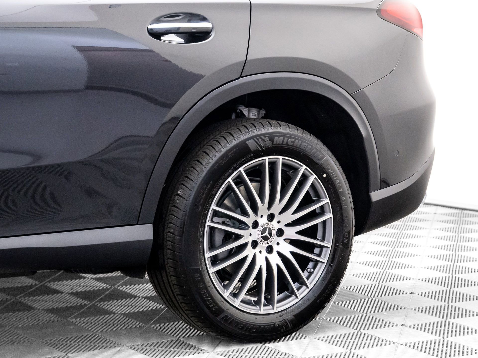 New 2026 Mercedes-Benz GLC 300 4MATIC image 35