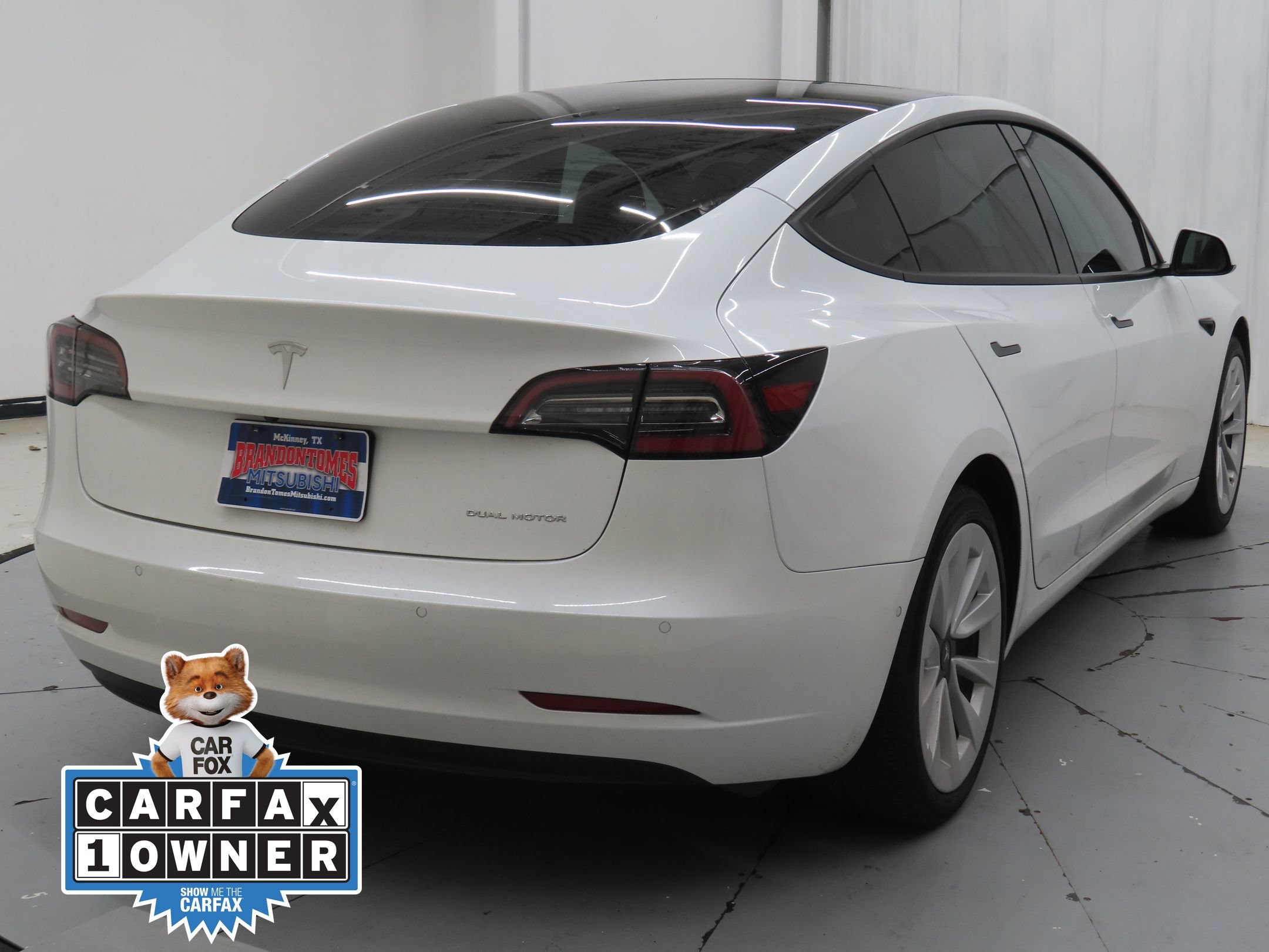 Used 2022 Tesla Model 3 Long Range AWD/4WD image 3