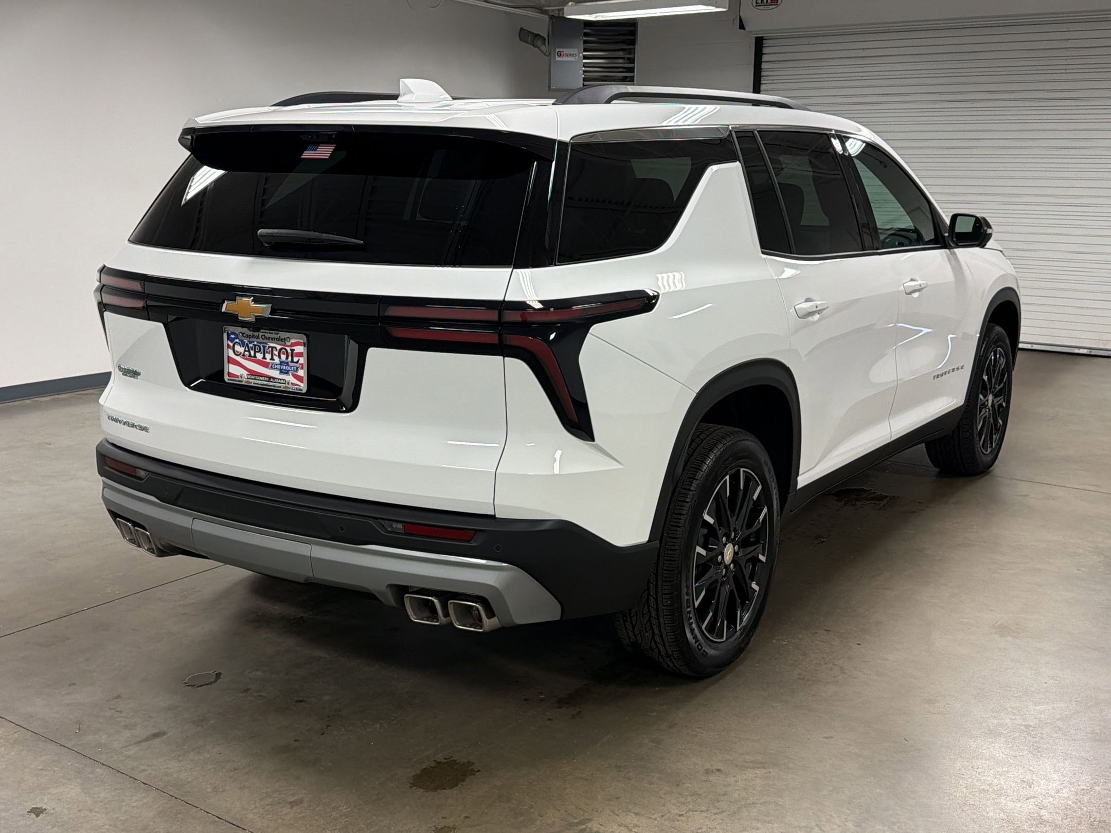 New 2026 Chevrolet Traverse LT w/ Sun and Wheel Package image 8