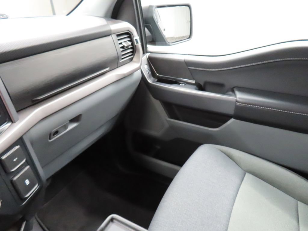 Used 2025 Ford F150 XLT w/ Equipment Group 301A Standard image 19