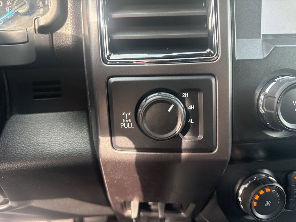 Used 2020 Ford F150 XLT w/ Equipment Group 302A Luxury image 16