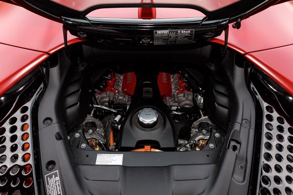 Used 2025 Ferrari SF90 Spider AWD/4WD image 17