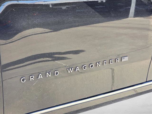 Used 2022 Jeep Grand Wagoneer Series III image 10