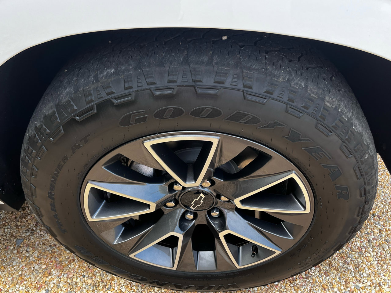Used 2023 Chevrolet Tahoe Z71 w/ Z71 Off-Road Package image 17