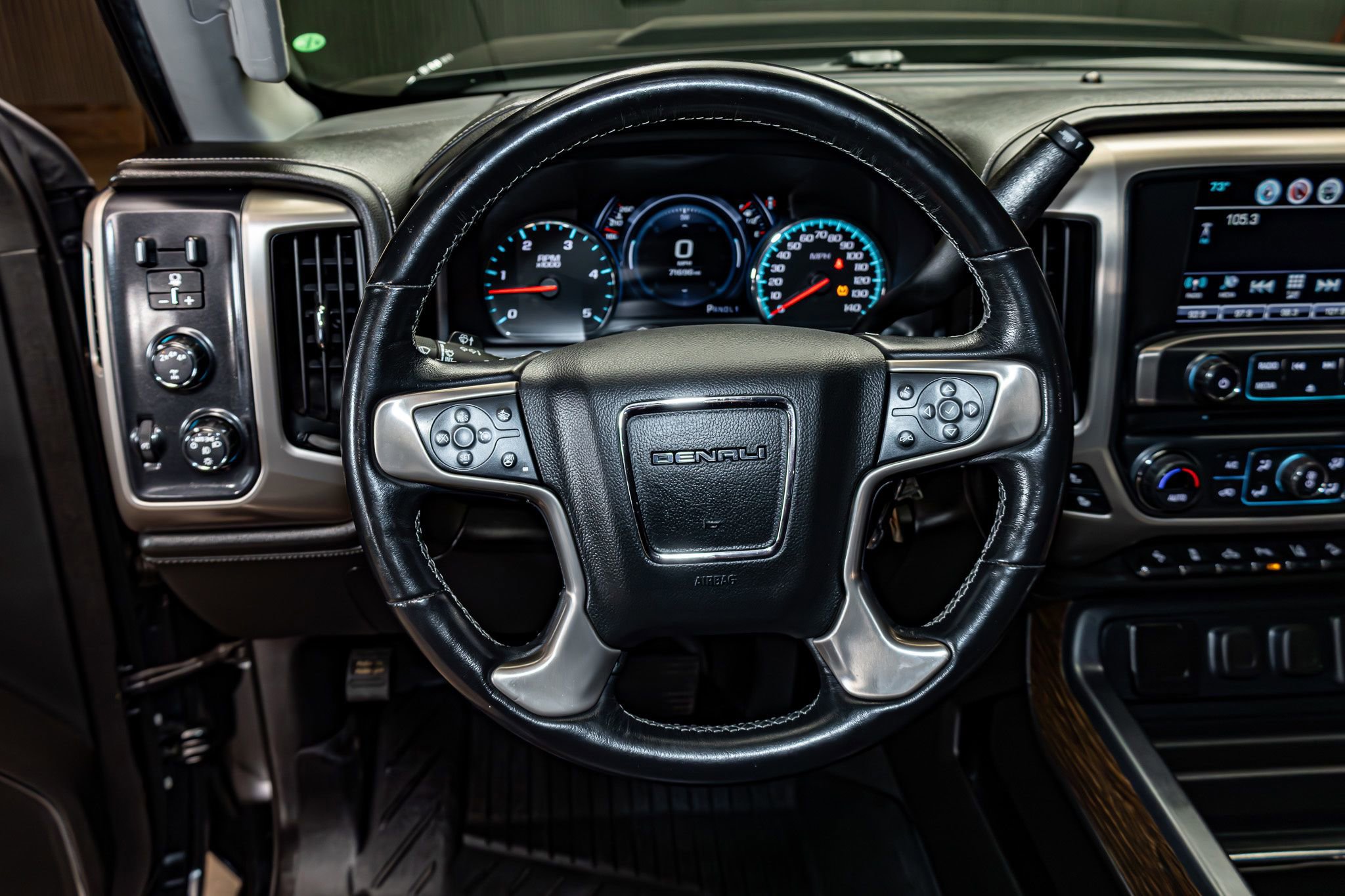 Used 2019 GMC Sierra 2500 Denali w/ Duramax Plus Package image 15