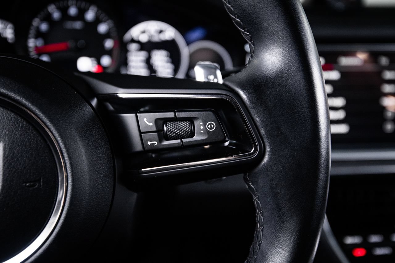 Certified 2023 Porsche Panamera Platinum Edition RWD image 16