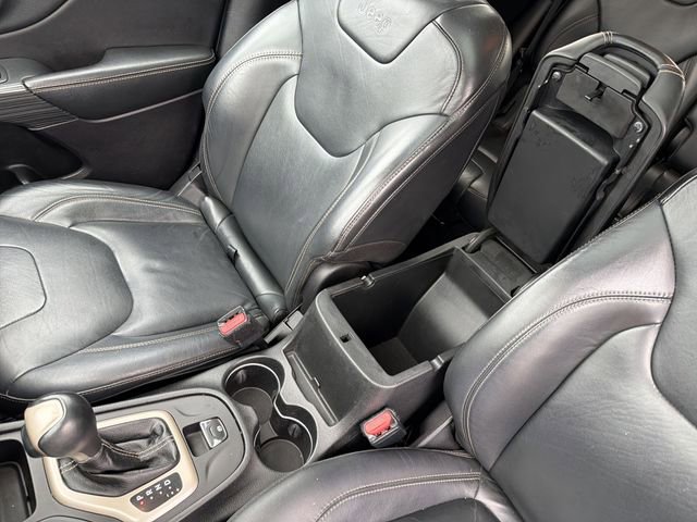 Used 2016 Jeep Cherokee Limited image 23