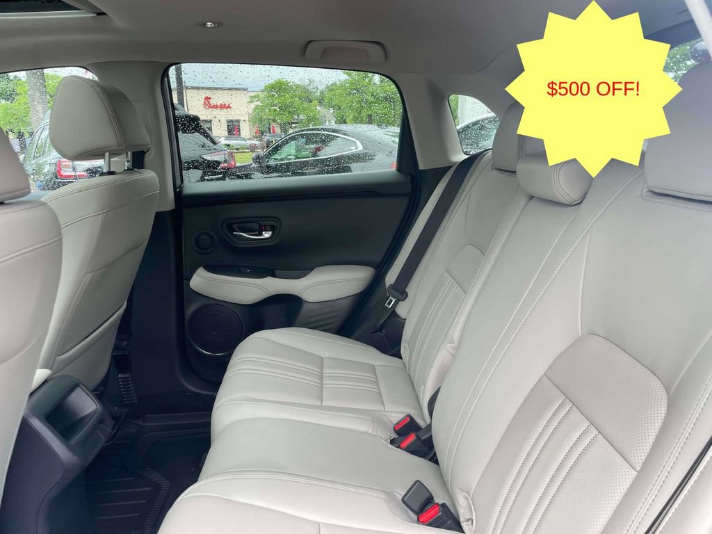 Used 2024 Honda HR-V EX-L image 11