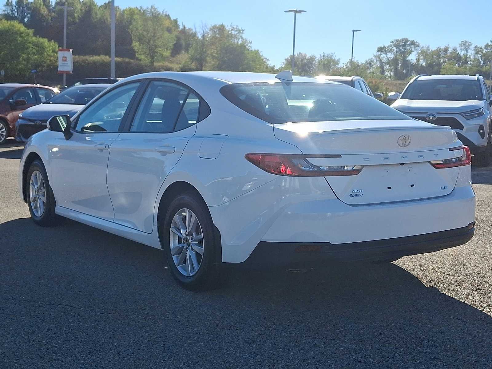 Certified 2025 Toyota Camry Hybrid image 4