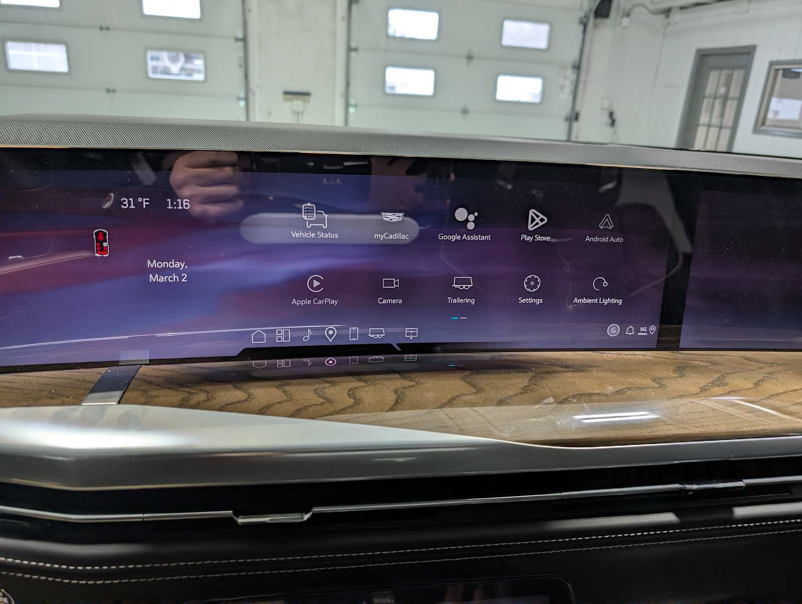 New 2026 Cadillac Escalade Platinum Sport w/ LPO, ONYX Package image 22