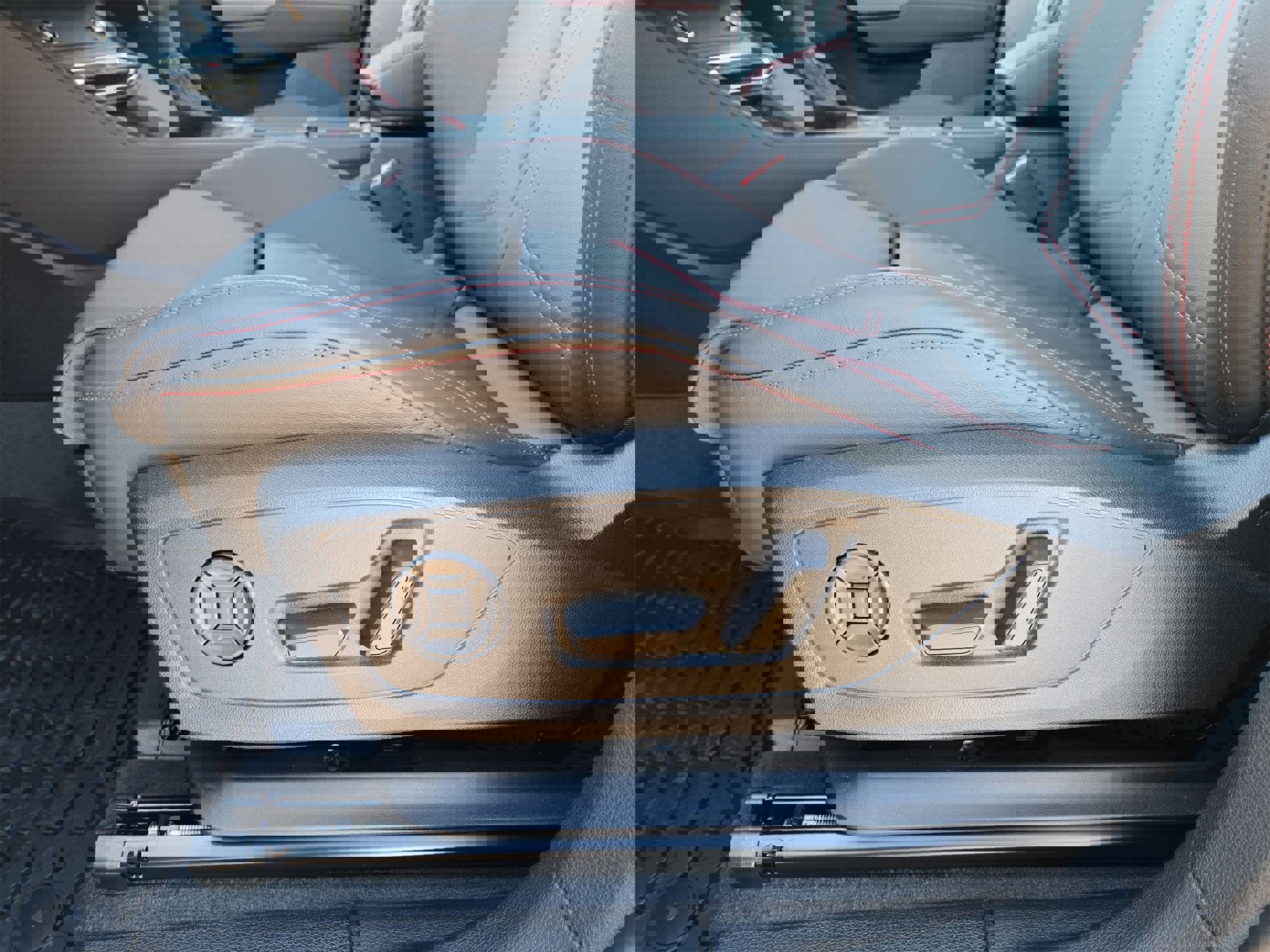 New 2025 Audi Q3 2.0T Premium Plus image 17