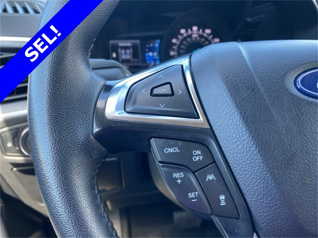 Used 2024 Ford Edge SEL image 27