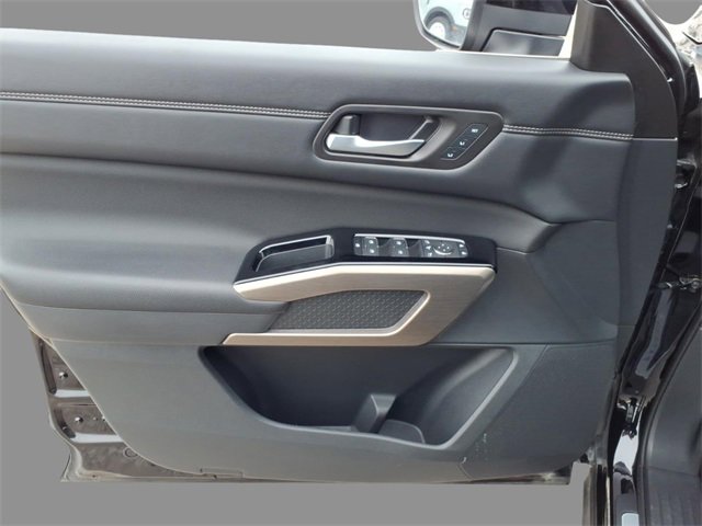 Certified 2024 Nissan Pathfinder Platinum w/ Cargo Package image 16