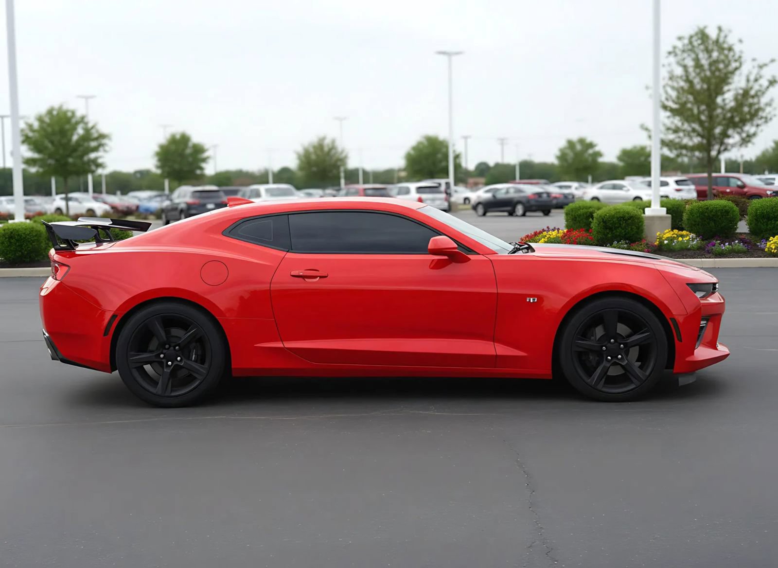 Used 2017 Chevrolet Camaro SS RWD image 5