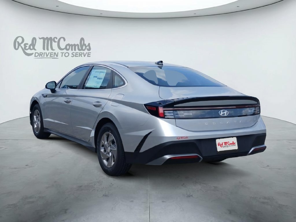 New 2026 Hyundai Sonata SE FWD image 3