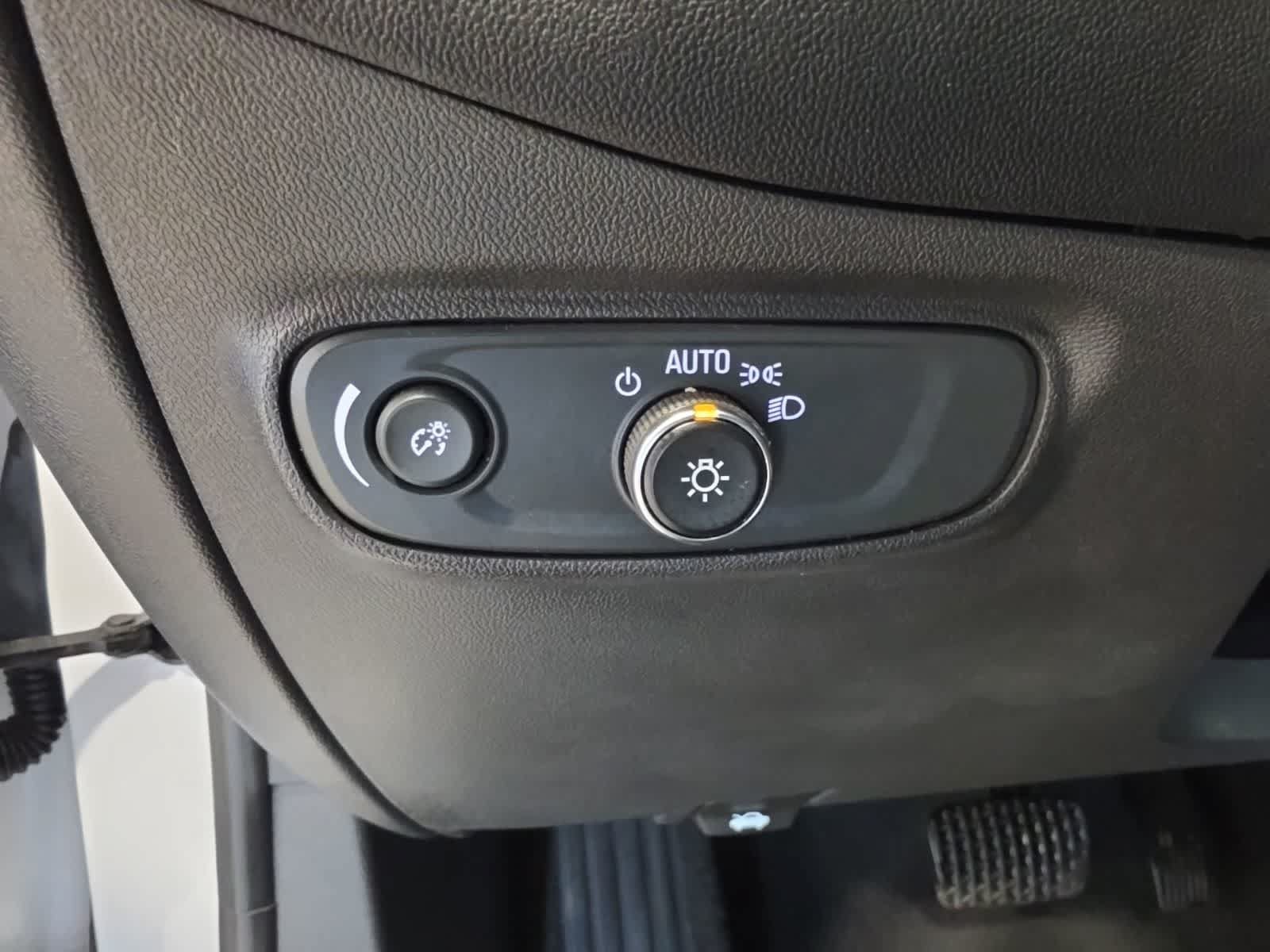 Used 2022 Chevrolet Equinox LT FWD image 20