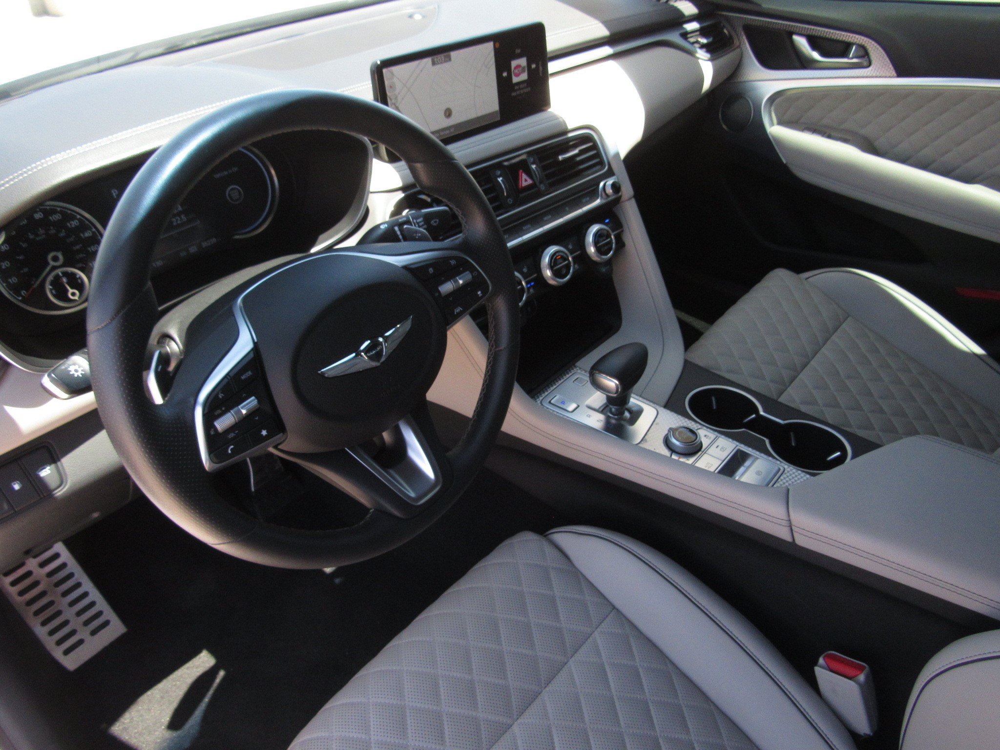 Used 2023 Genesis G70 3.3T w/ Sport Prestige Package AWD/4WD image 15