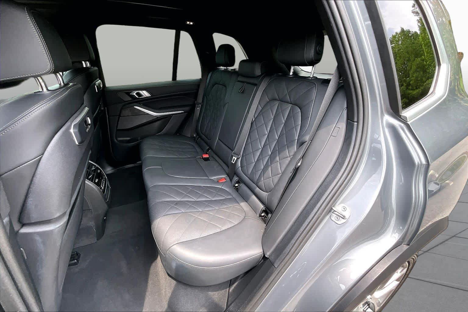 Used 2024 BMW X5 sDrive40i RWD image 21
