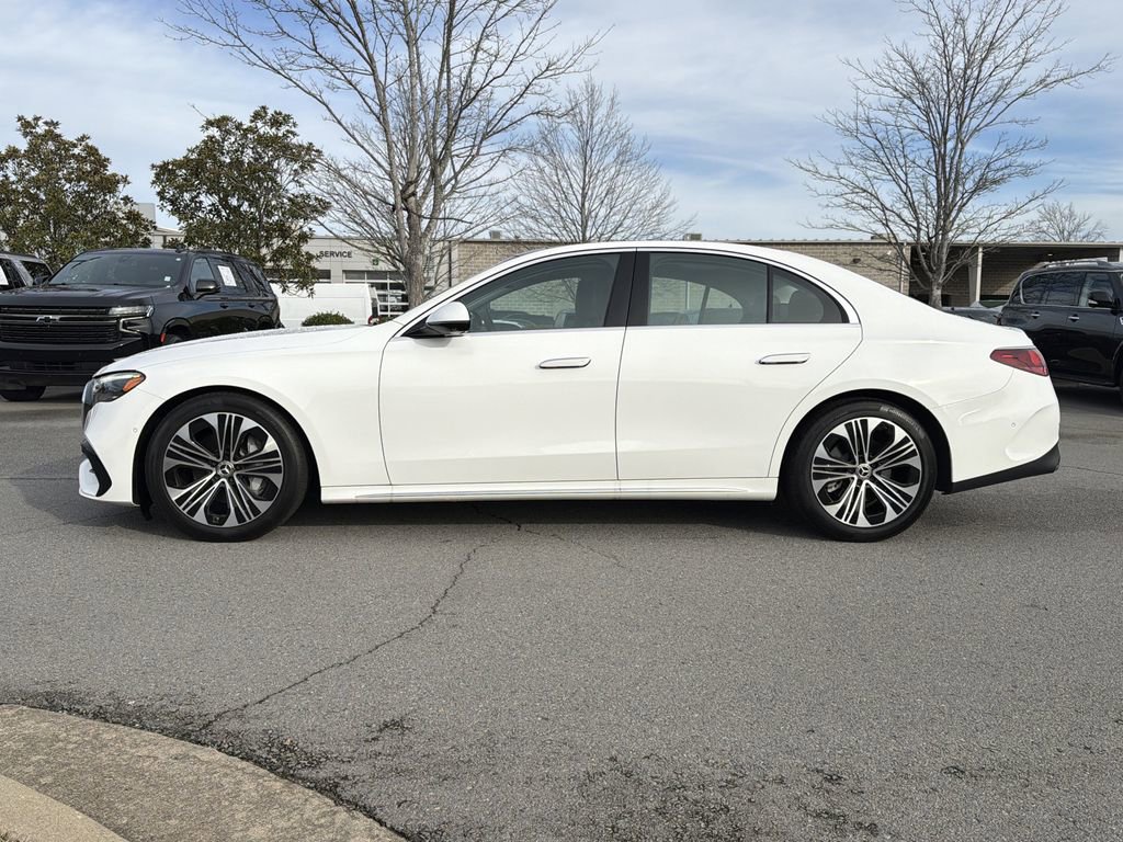 Certified 2025 Mercedes-Benz E 350 4MATIC Sedan image 2