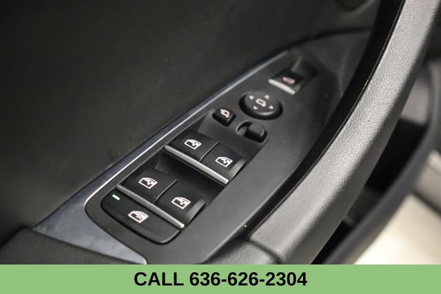 Used 2019 BMW X4 xDrive30i w/ Driving Assistance Package image 17