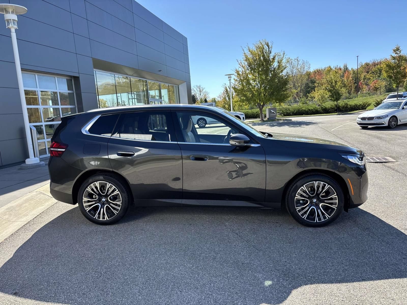 Used 2026 BMW X3 xDrive30i w/ Premium Package AWD/4WD image 8