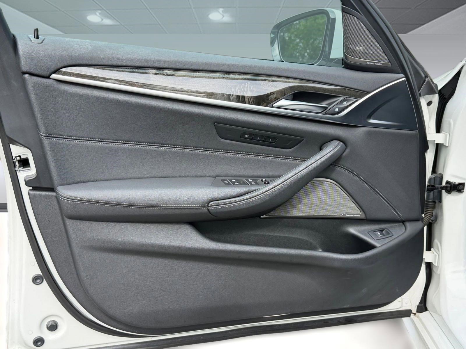 Certified 2023 BMW 540i w/ M Sport Package RWD image 12