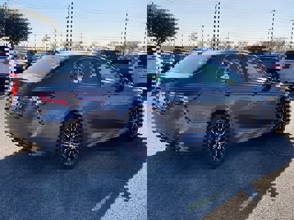 Certified 2024 Toyota Camry SE image 5