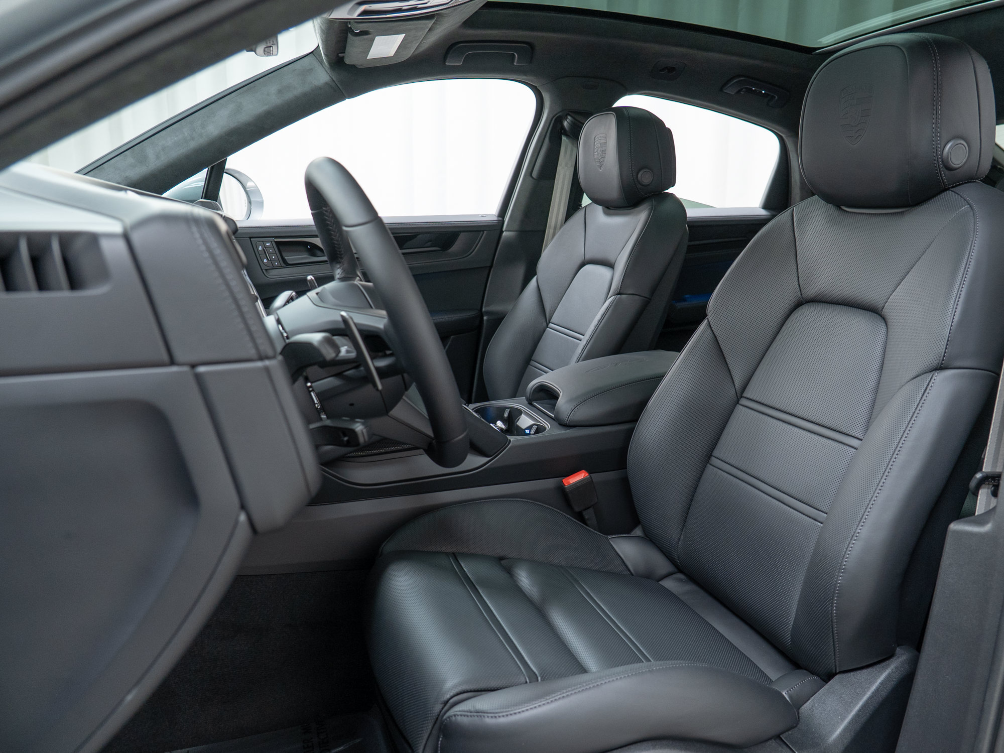 New 2026 Porsche Cayenne GTS AWD/4WD image 5