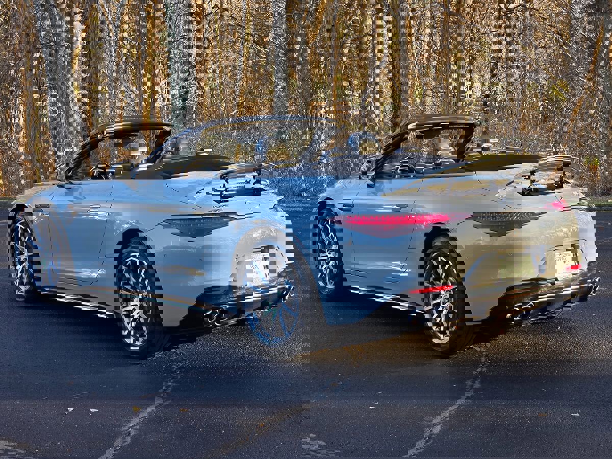 Used 2023 Mercedes-Benz SL 43 AMG image 4