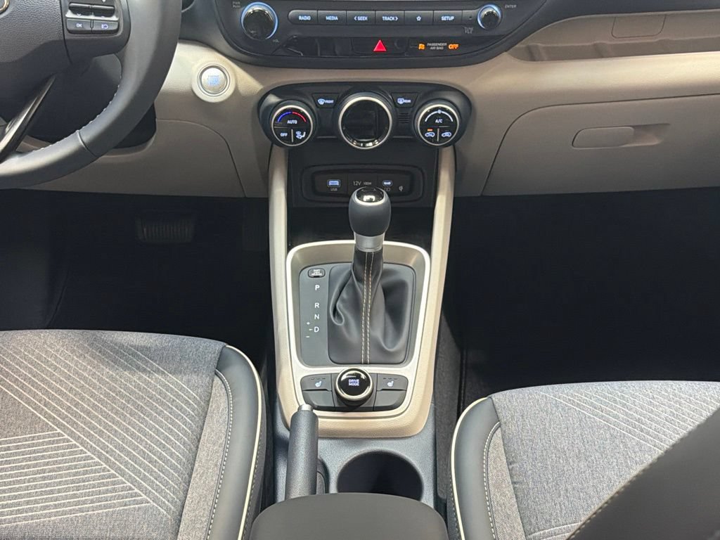 New 2026 Hyundai Venue SEL FWD image 16