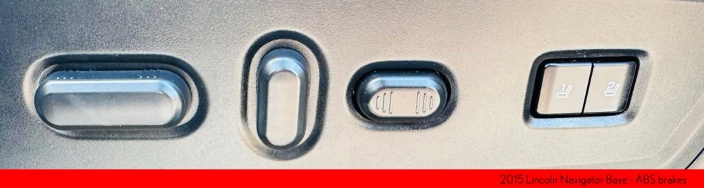 Used 2015 Lincoln Navigator 2WD image 10