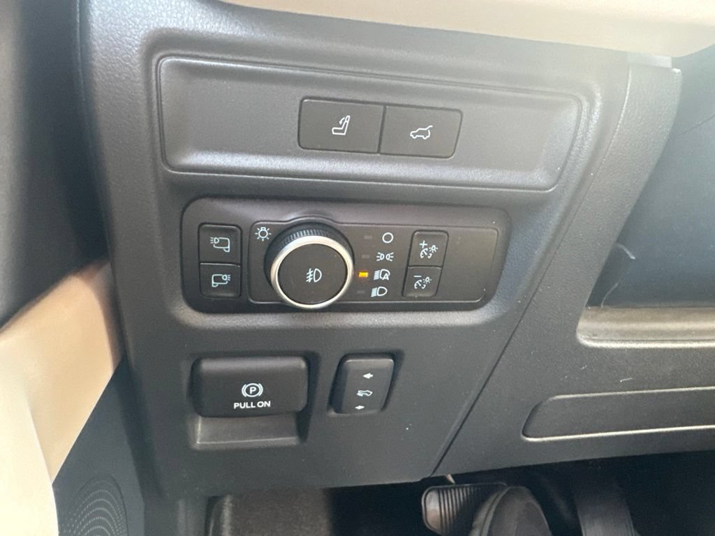 Used 2023 Ford Expedition Platinum AWD/4WD image 28