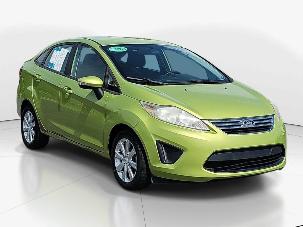 Used 2013 Ford Fiesta SE FWD image 3