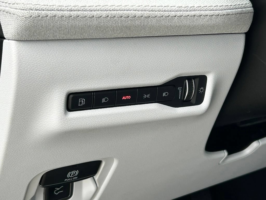 New 2026 Jeep Cherokee Limited AWD/4WD image 18