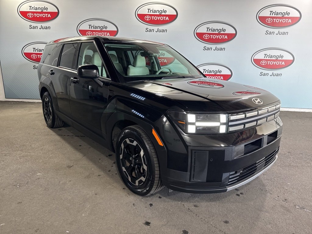 Used 2024 Hyundai Santa Fe SE image 3