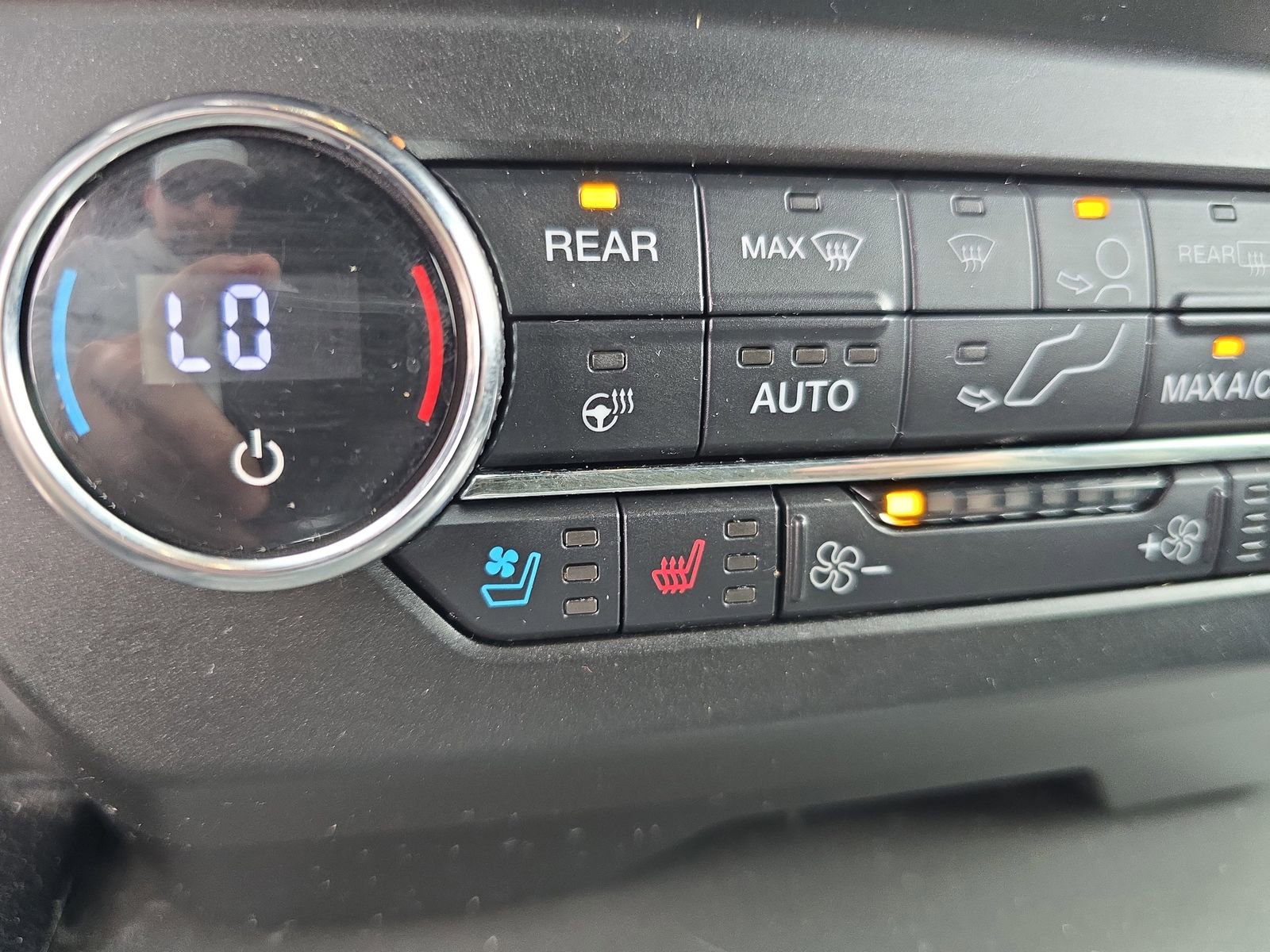 Used 2020 Ford Expedition Max XLT w/ Equipment Group 202A image 20