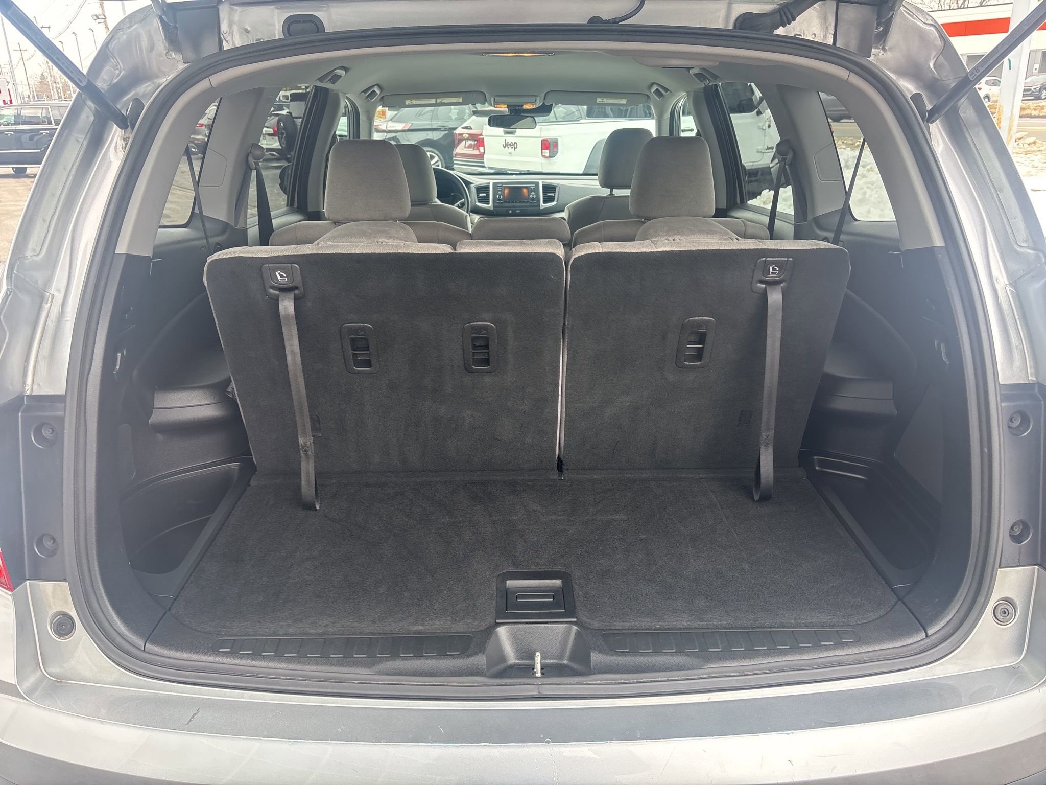 Used 2019 Honda Pilot LX image 7