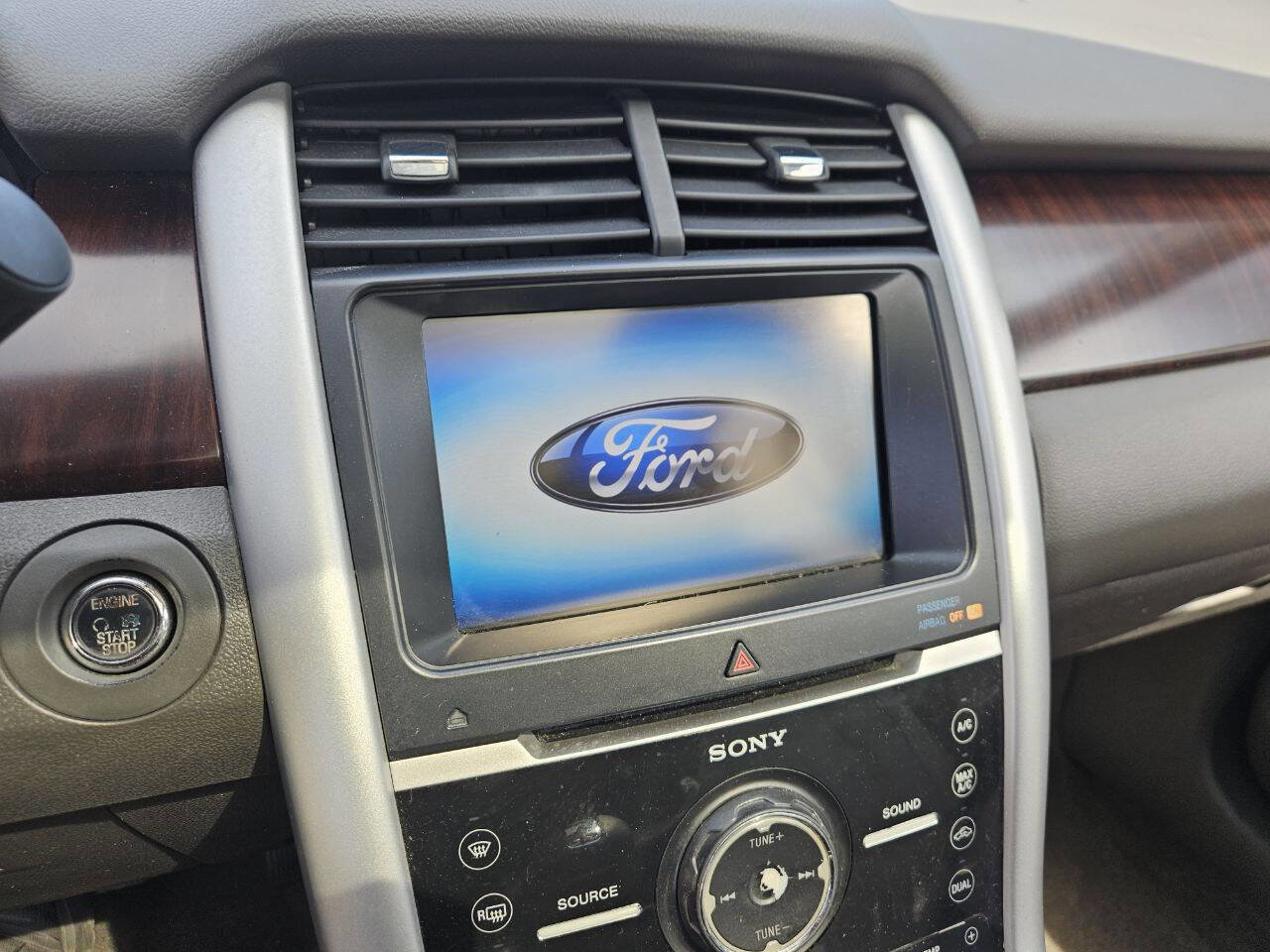 Used 2013 Ford Edge Limited image 18