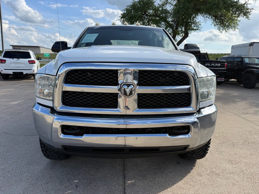 Used 2013 RAM 2500 Tradesman w/ Chrome Appearance Group AWD/4WD image 2